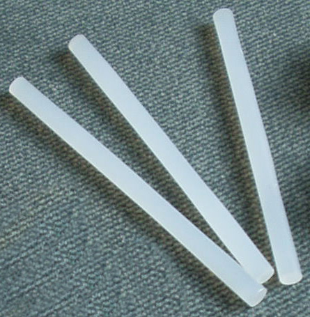 Schmelzkleber HM 535/12 F (Beutel = 2 kg)