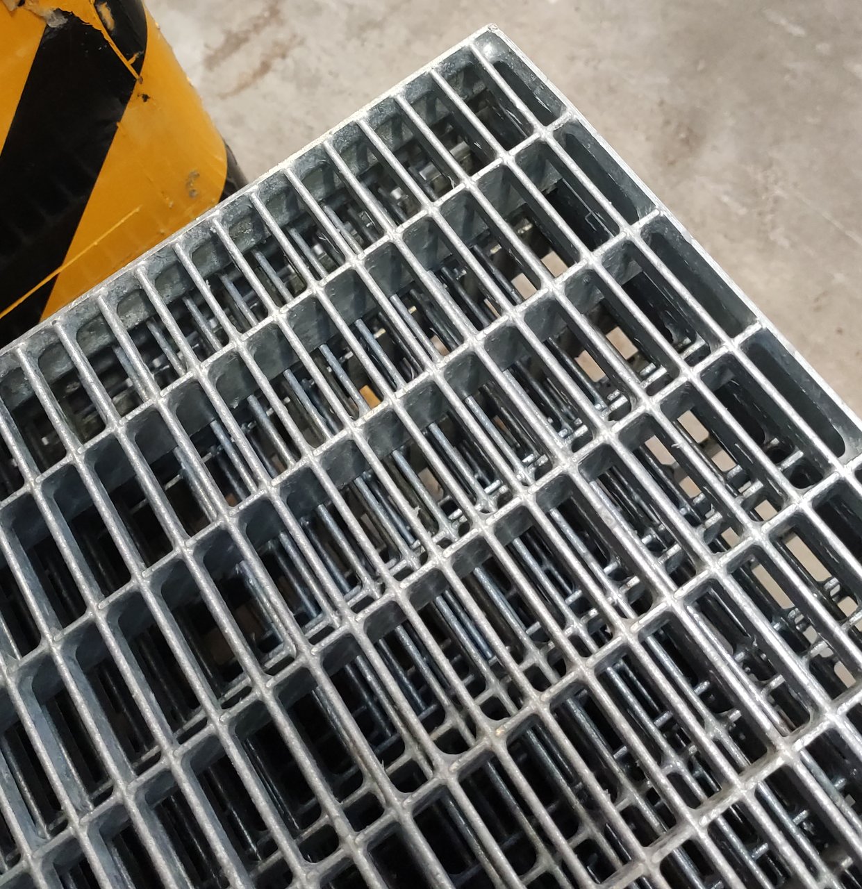 Gitterrost 1200x1000mm MW30/10 TS30/2 feuerverzinkt