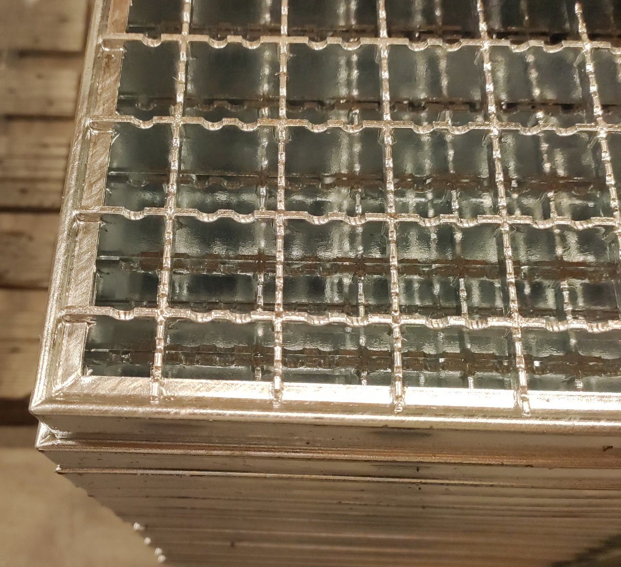 Gitterrost 1200x1000mm MW30/30 TS30/3 rutschhemmend R12 fvz